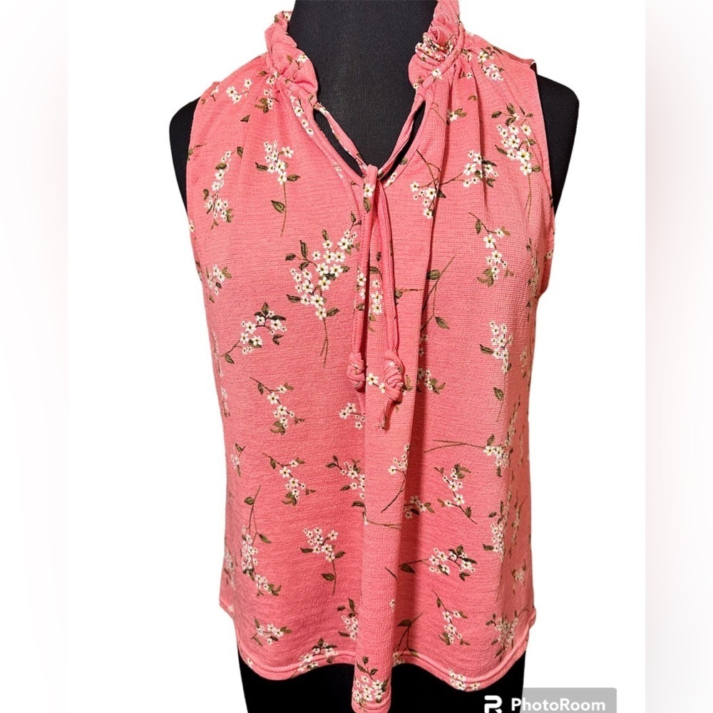 Melloday size large Sleeveless floral top